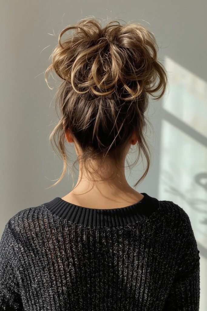 Voluminous Side Part Ponytail